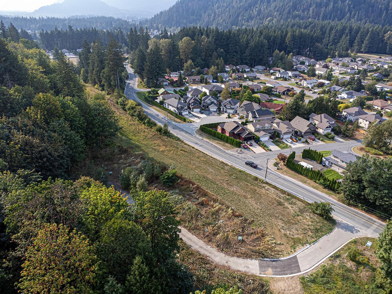 4 66026 KAWKAWA LAKE ROAD, Hope, Hope