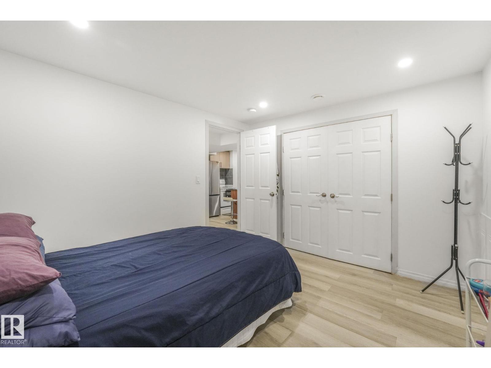 Single Family House Bungalow for Sale in   AV NW Edmonton 