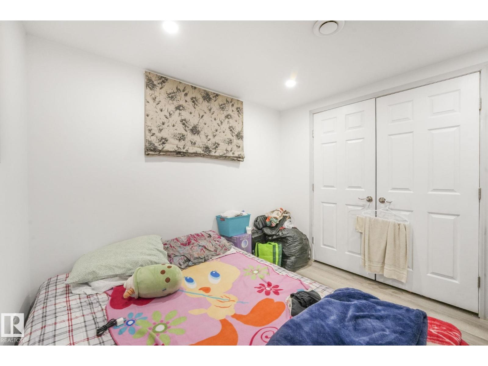Single Family House Bungalow for Sale in   AV NW Edmonton 