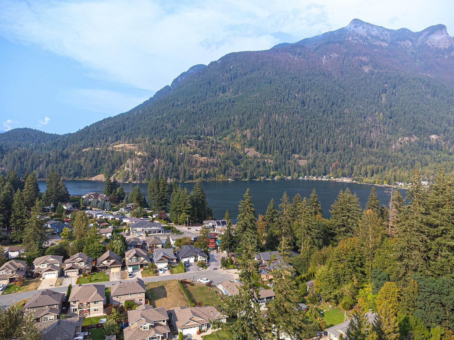 6 66026 KAWKAWA LAKE ROAD, Hope, Hope