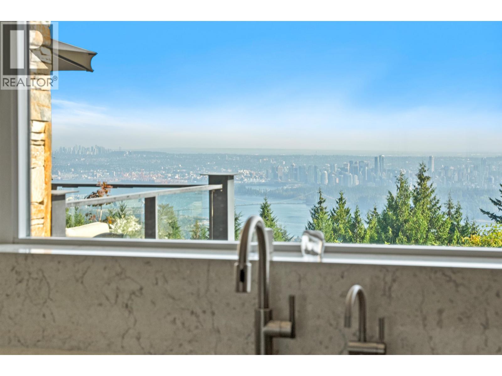 102 2285 TWIN CREEK PLACE, West Vancouver