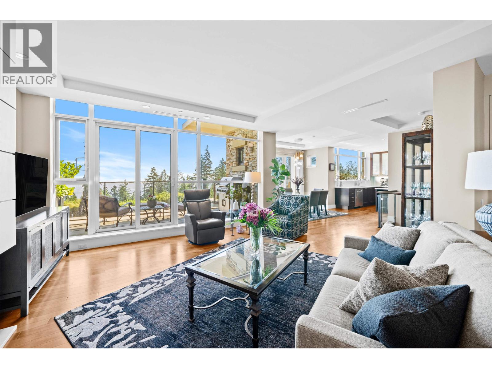 102 2285 TWIN CREEK PLACE, West Vancouver