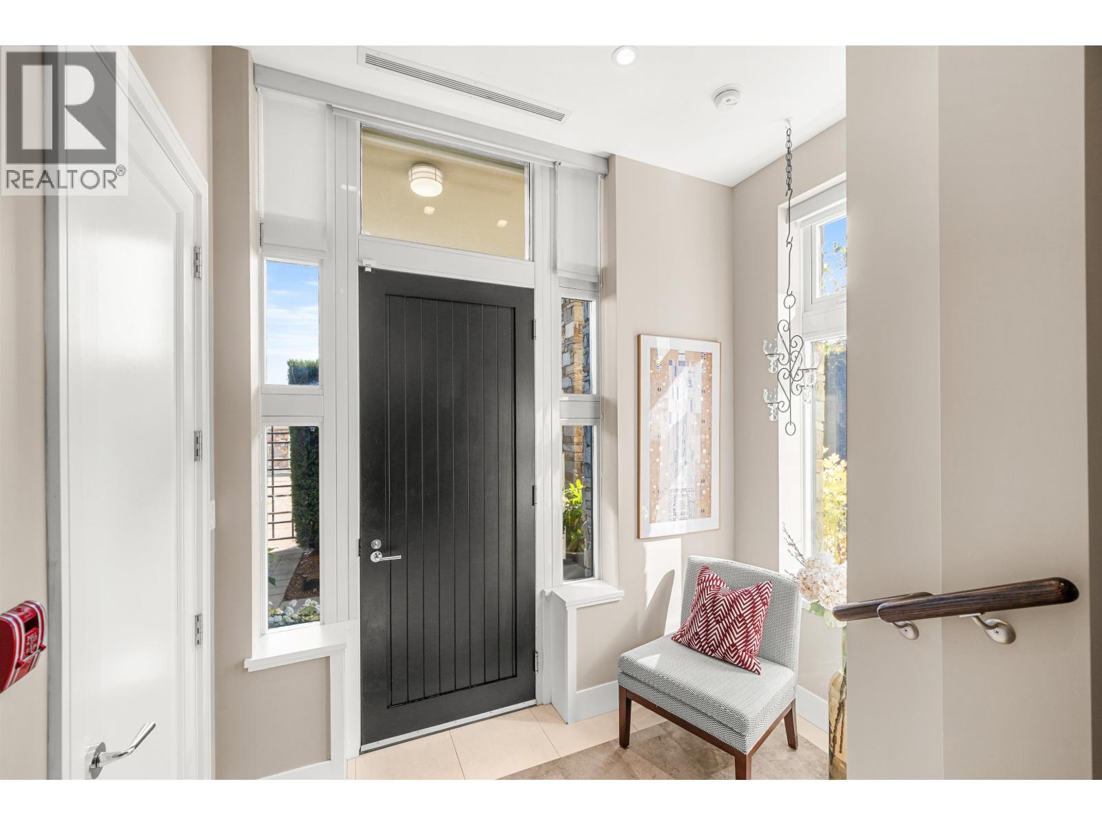 102 2285 TWIN CREEK PLACE, West Vancouver