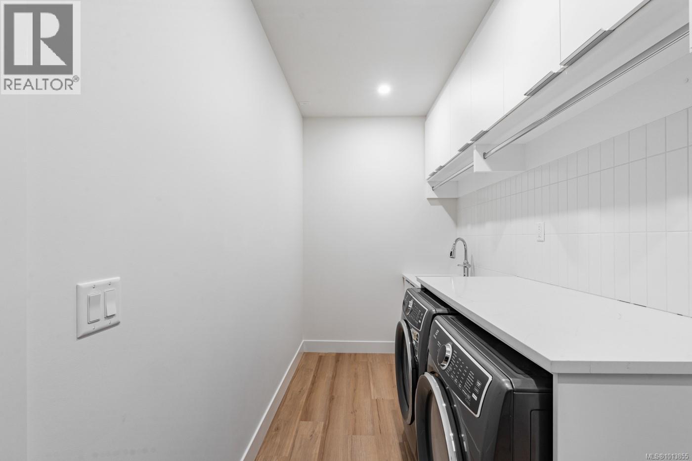 111 2332 Copper Rock Court, Langford