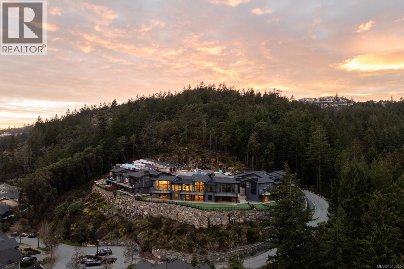111 2332 Copper Rock Court, Langford