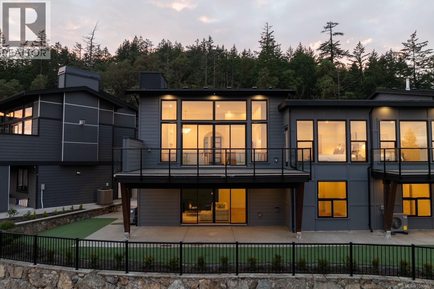 111 2332 Copper Rock Court, Langford