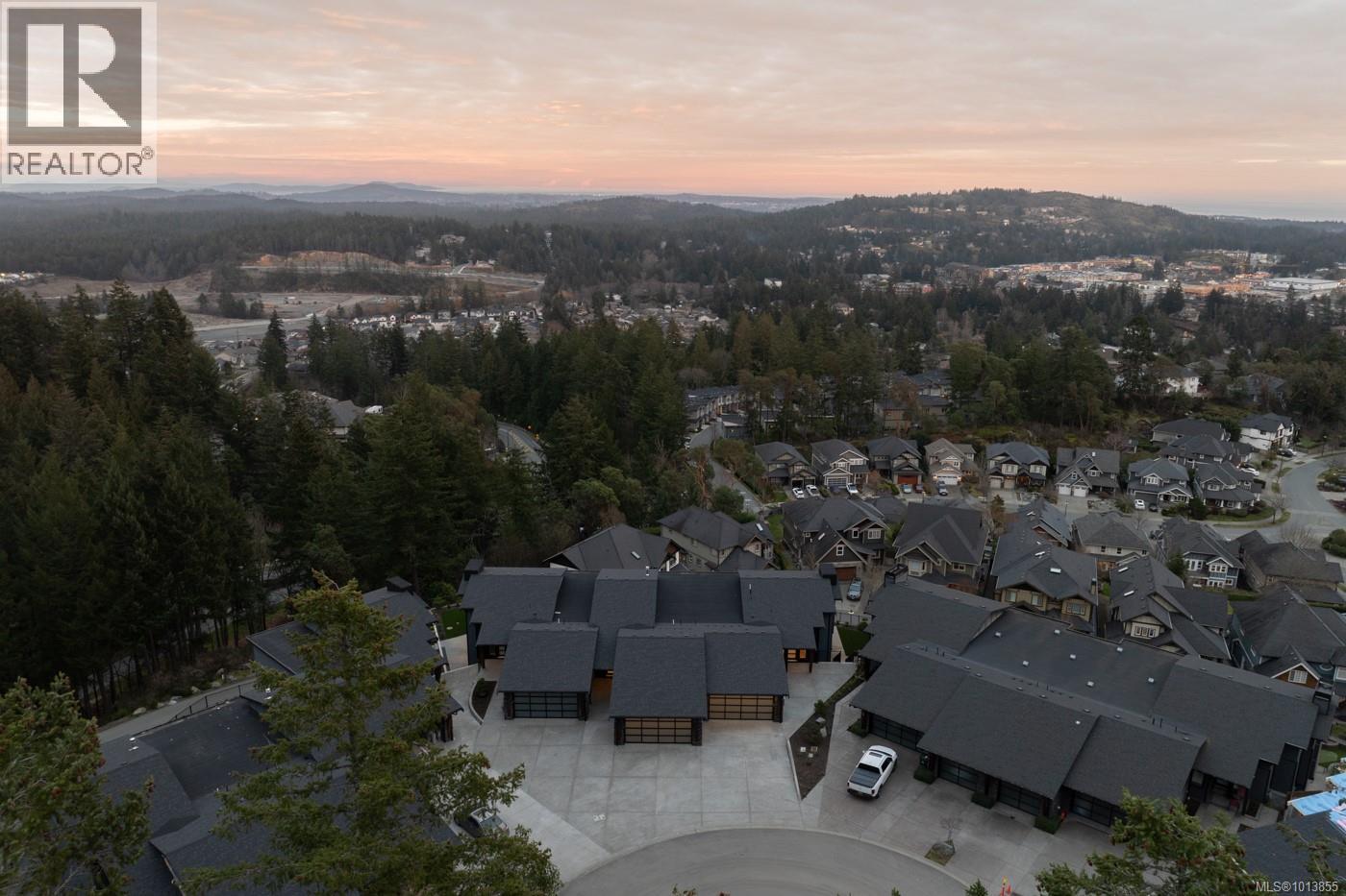 111 2332 Copper Rock Court, Langford