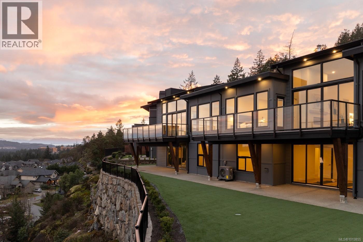 111 2332 Copper Rock Court, Langford