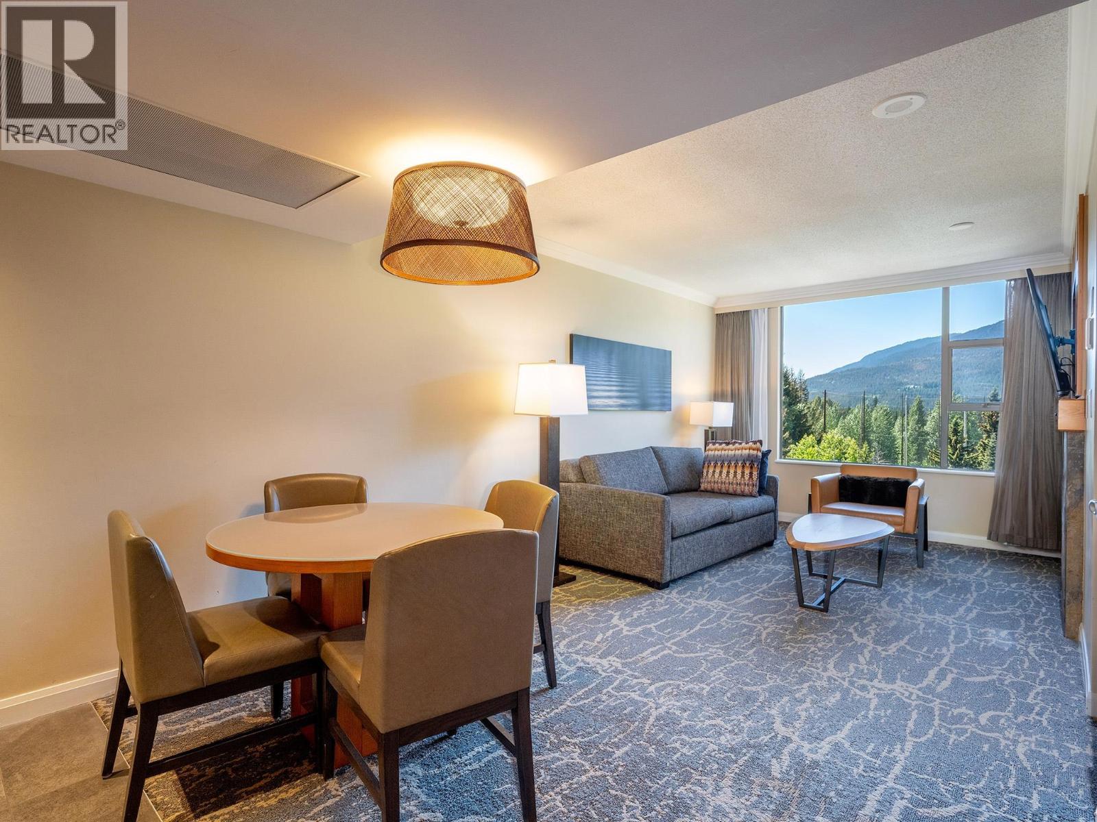 661 4090 WHISTLER WAY, Whistler