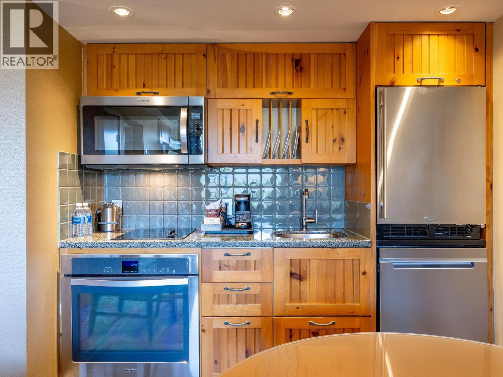 661 4090 WHISTLER WAY, Whistler