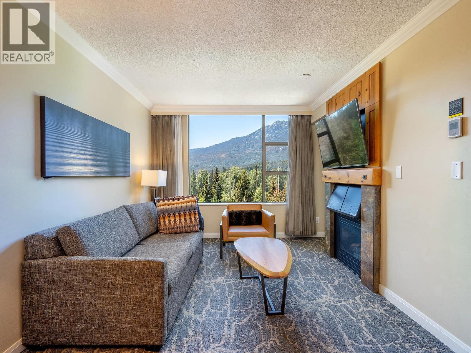 661 4090 WHISTLER WAY, Whistler