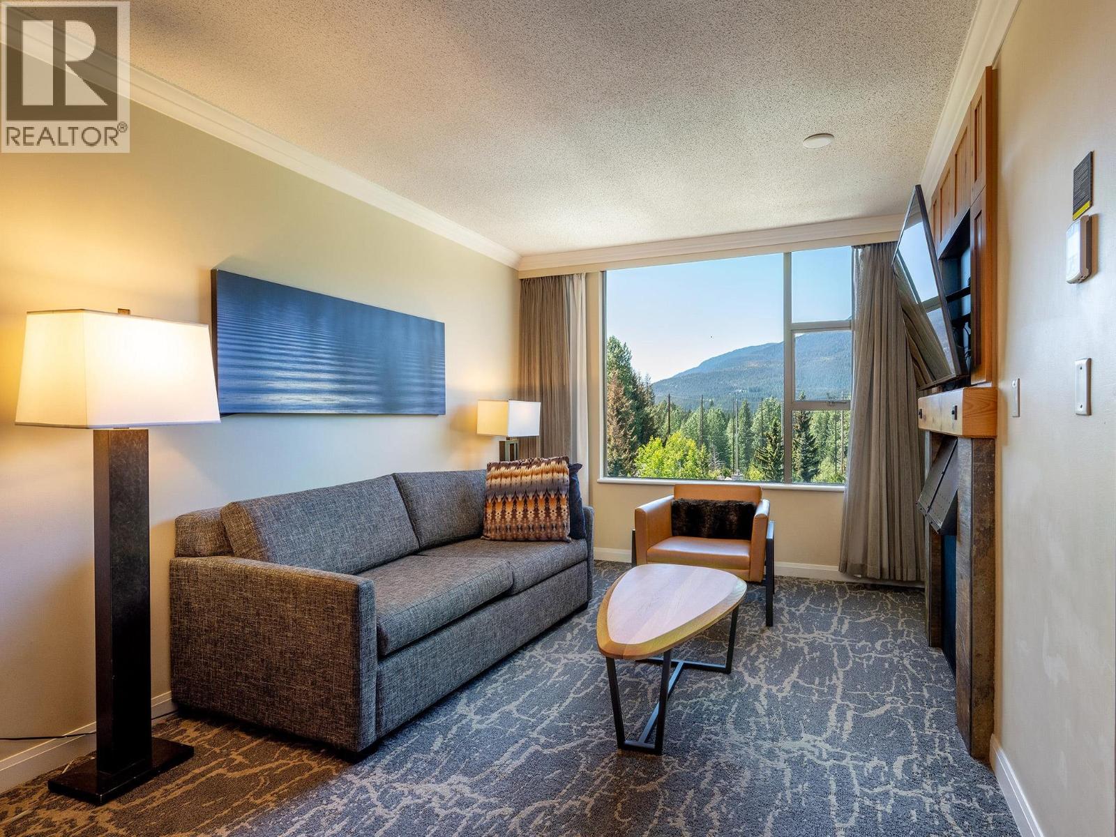 661 4090 WHISTLER WAY, Whistler