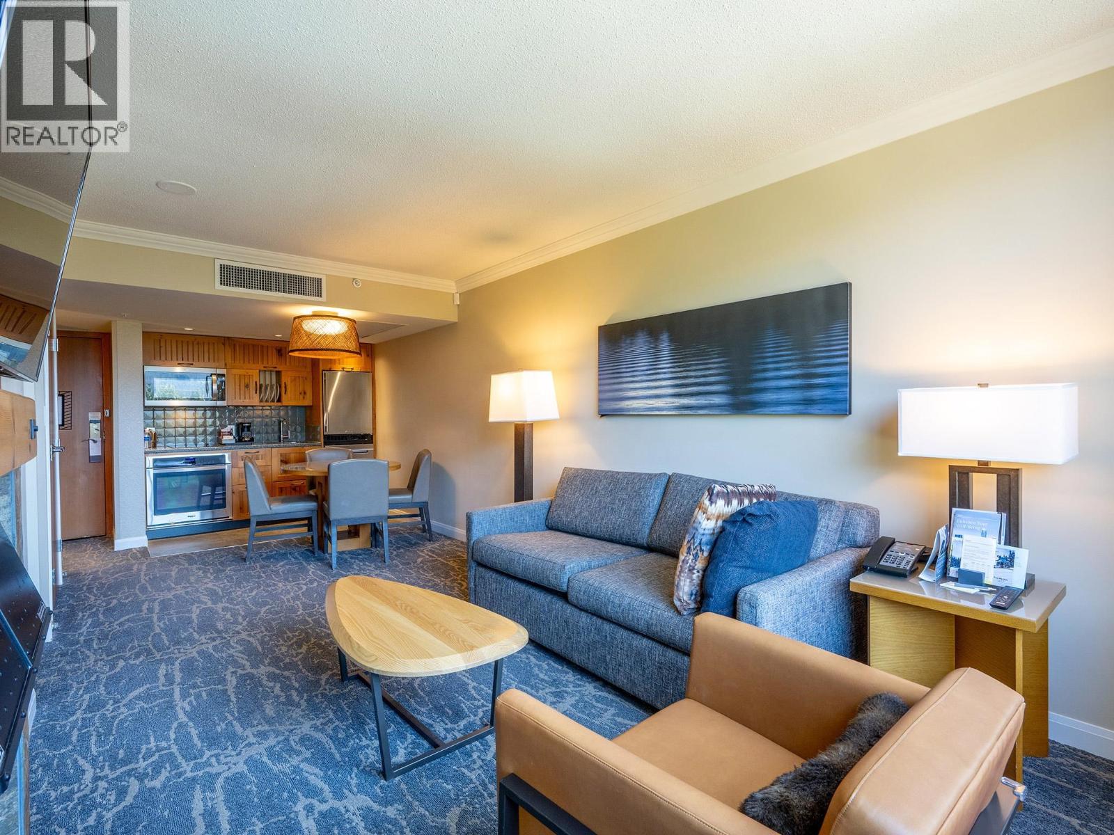 661 4090 WHISTLER WAY, Whistler