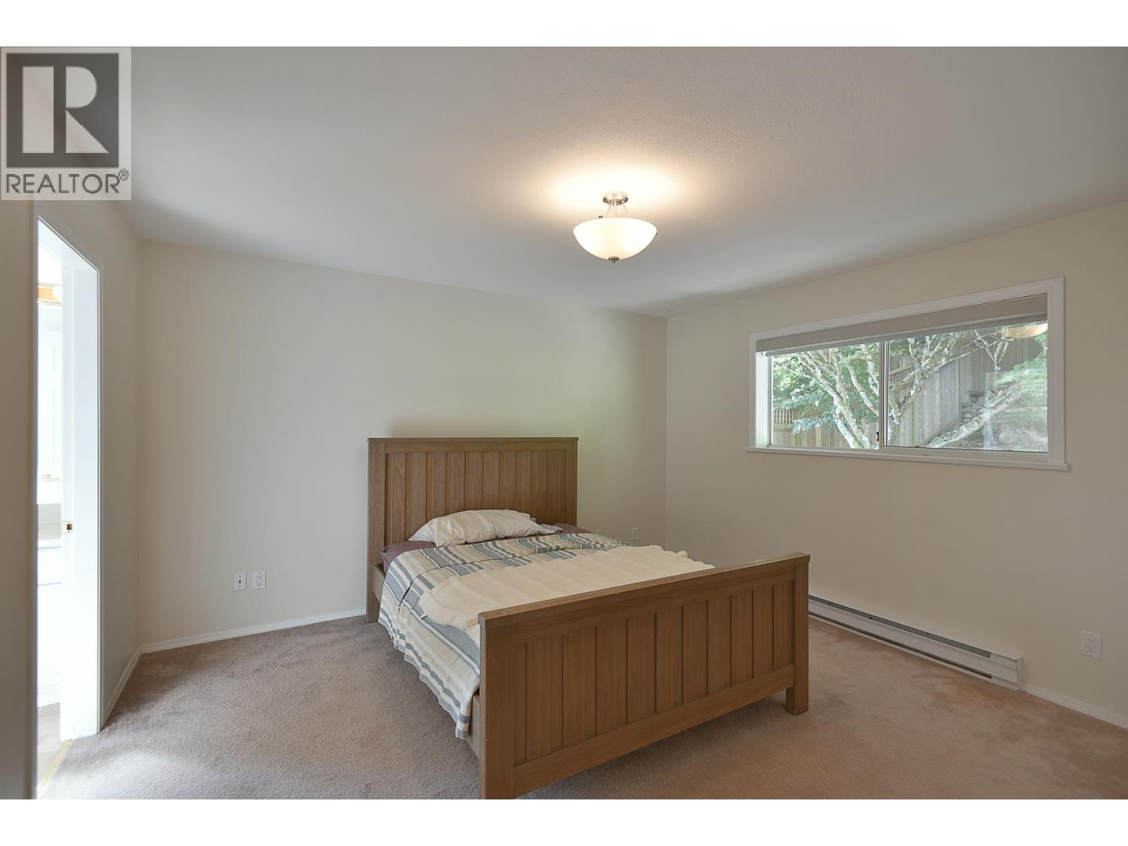 808 BAYVIEW HEIGHTS ROAD, Gibsons