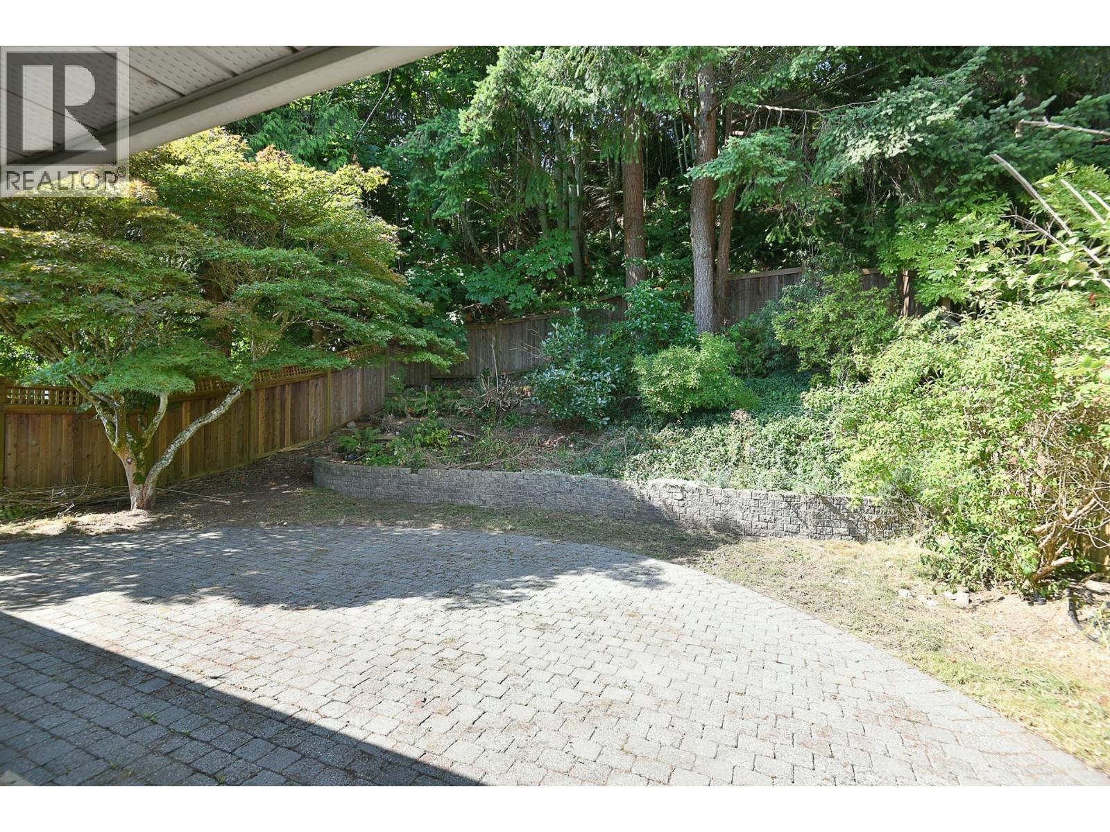 808 BAYVIEW HEIGHTS ROAD, Gibsons