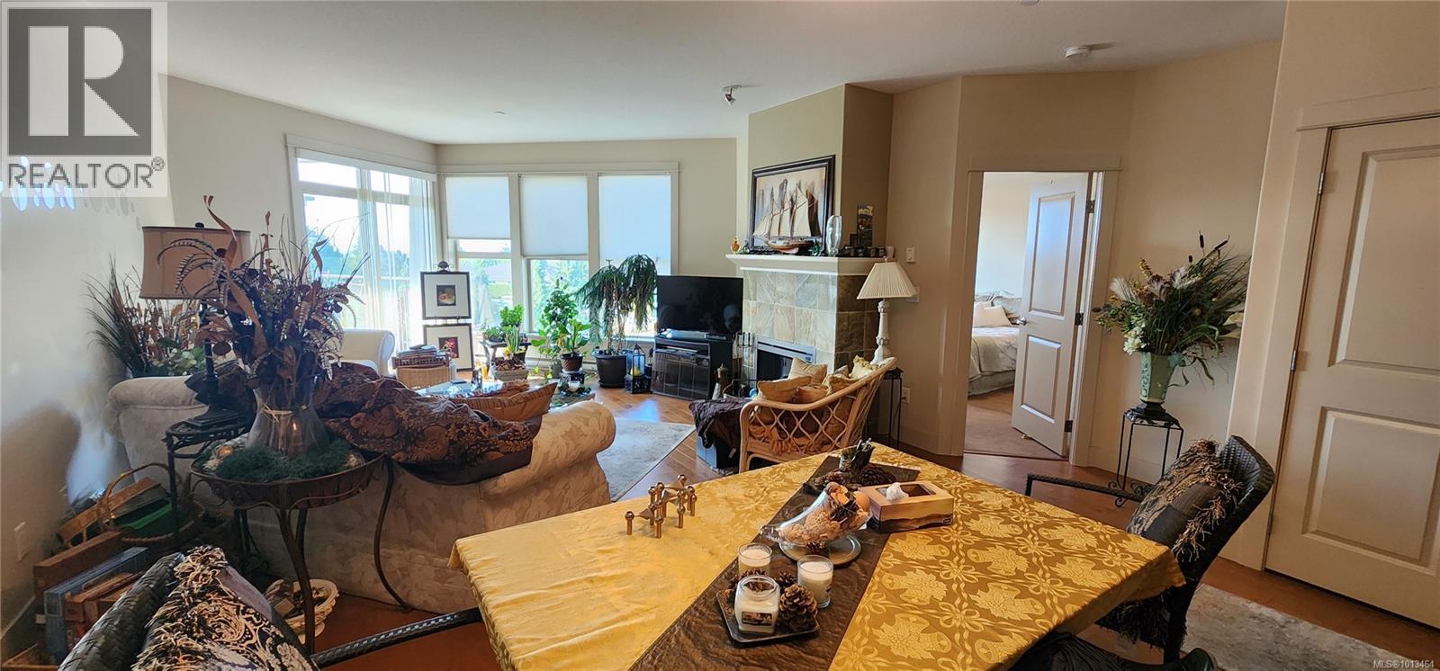 321 6310 McRobb Ave, Nanaimo