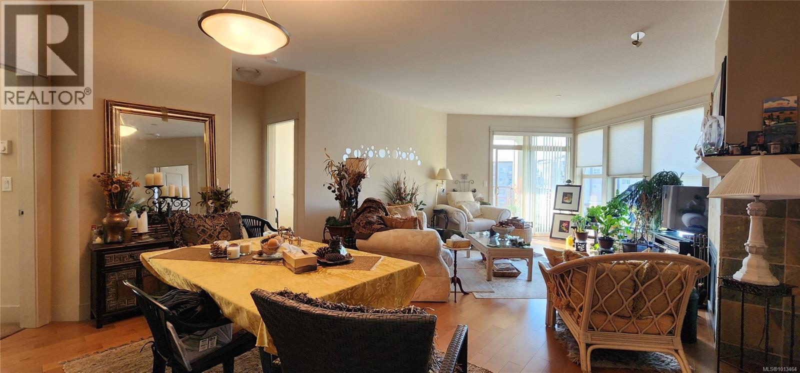 321 6310 McRobb Ave, Nanaimo