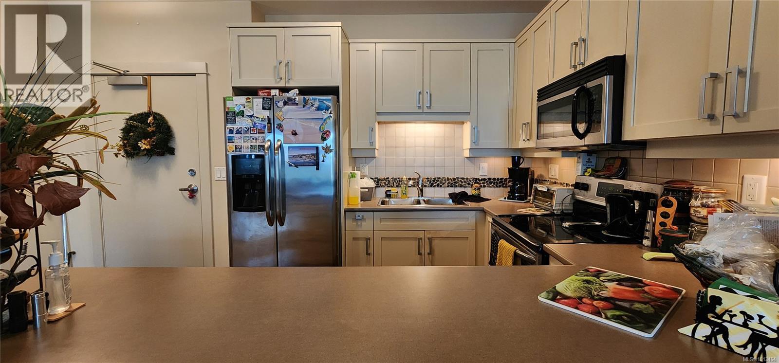 321 6310 McRobb Ave, Nanaimo