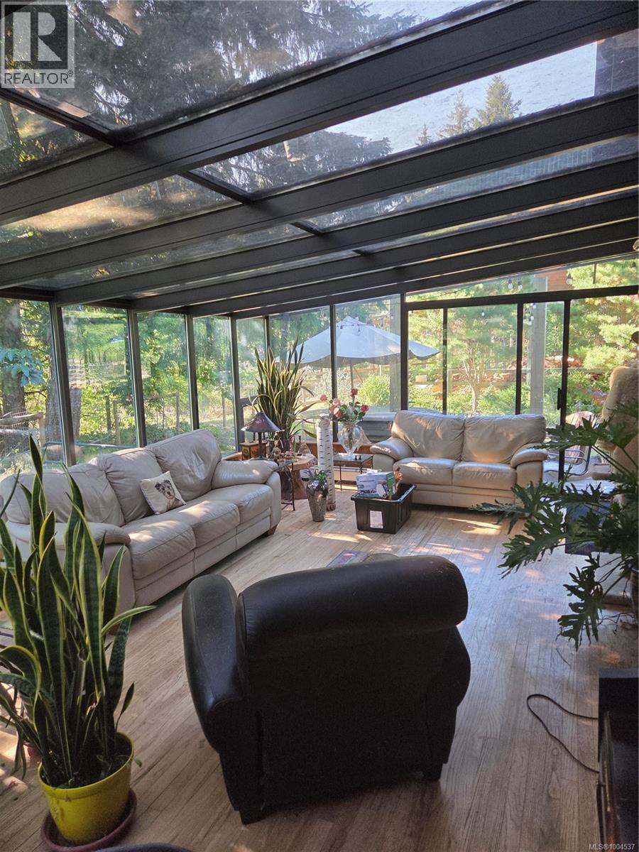 3744 Gibbins Rd - 21