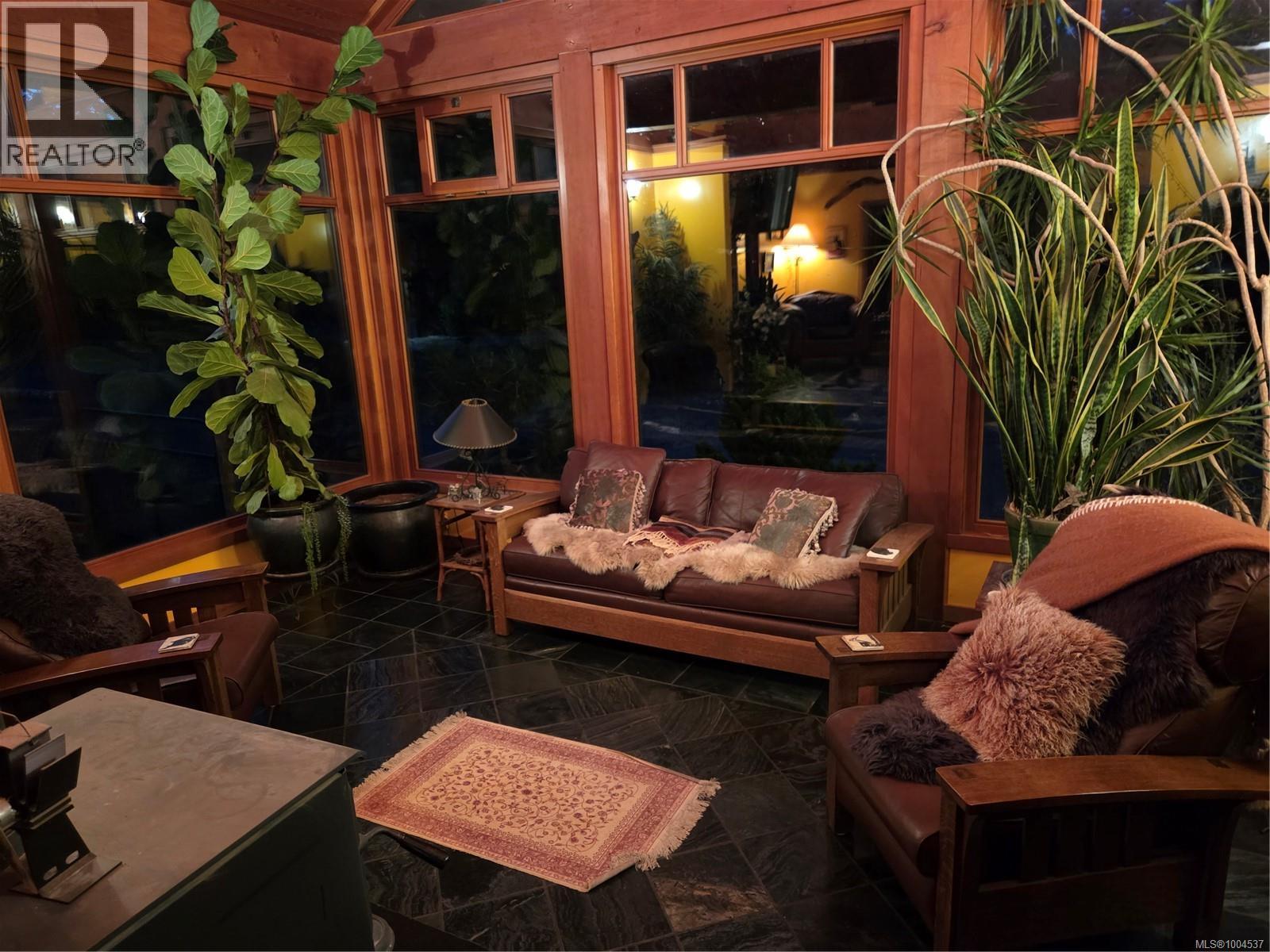 3744 GIBBINS RD - 25