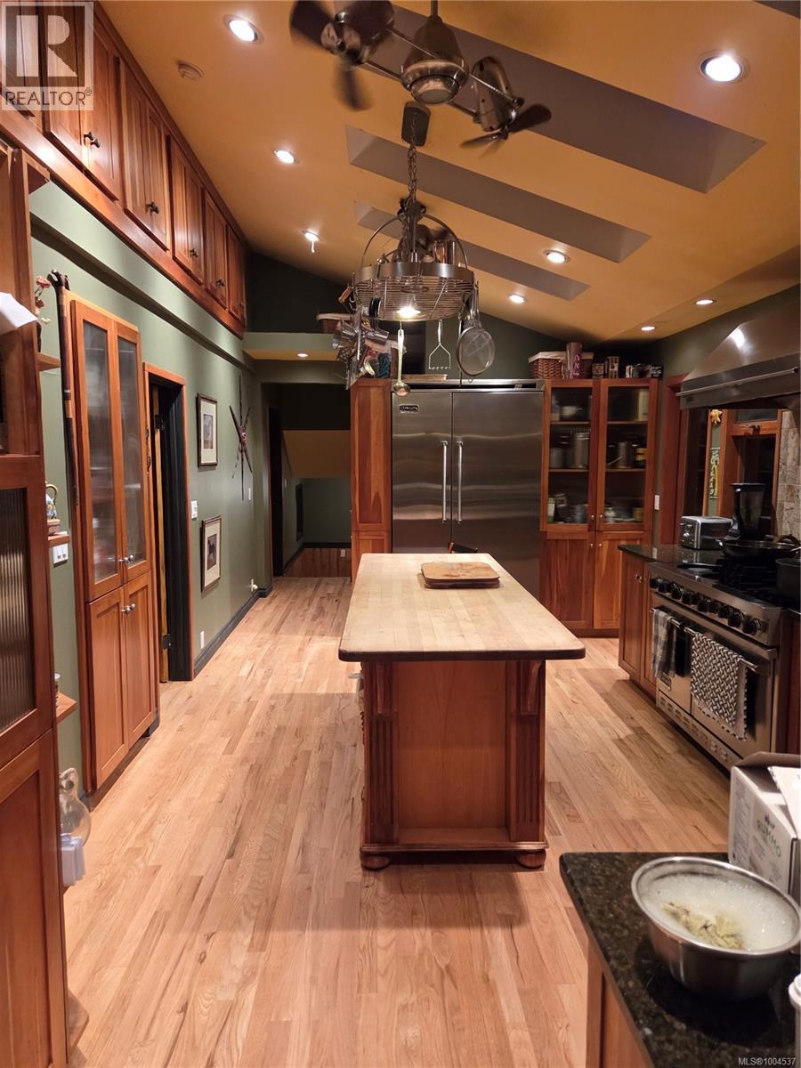 3744 GIBBINS RD - 17