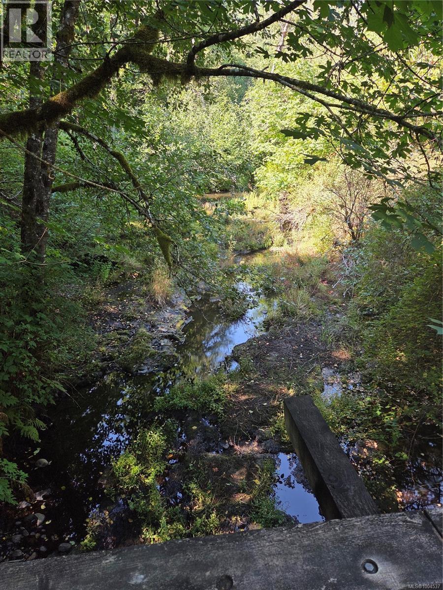 3744 GIBBINS RD - 81