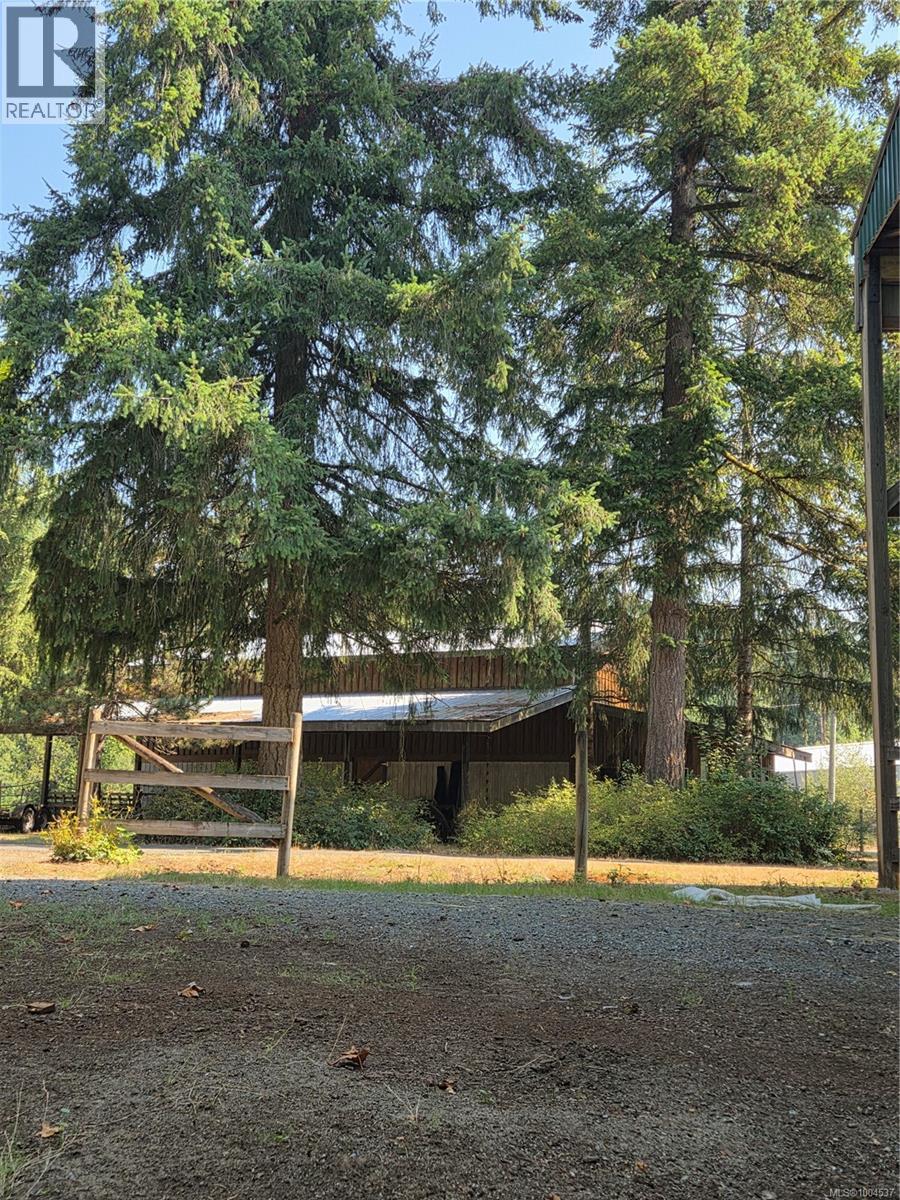 3744 Gibbins Rd - 84