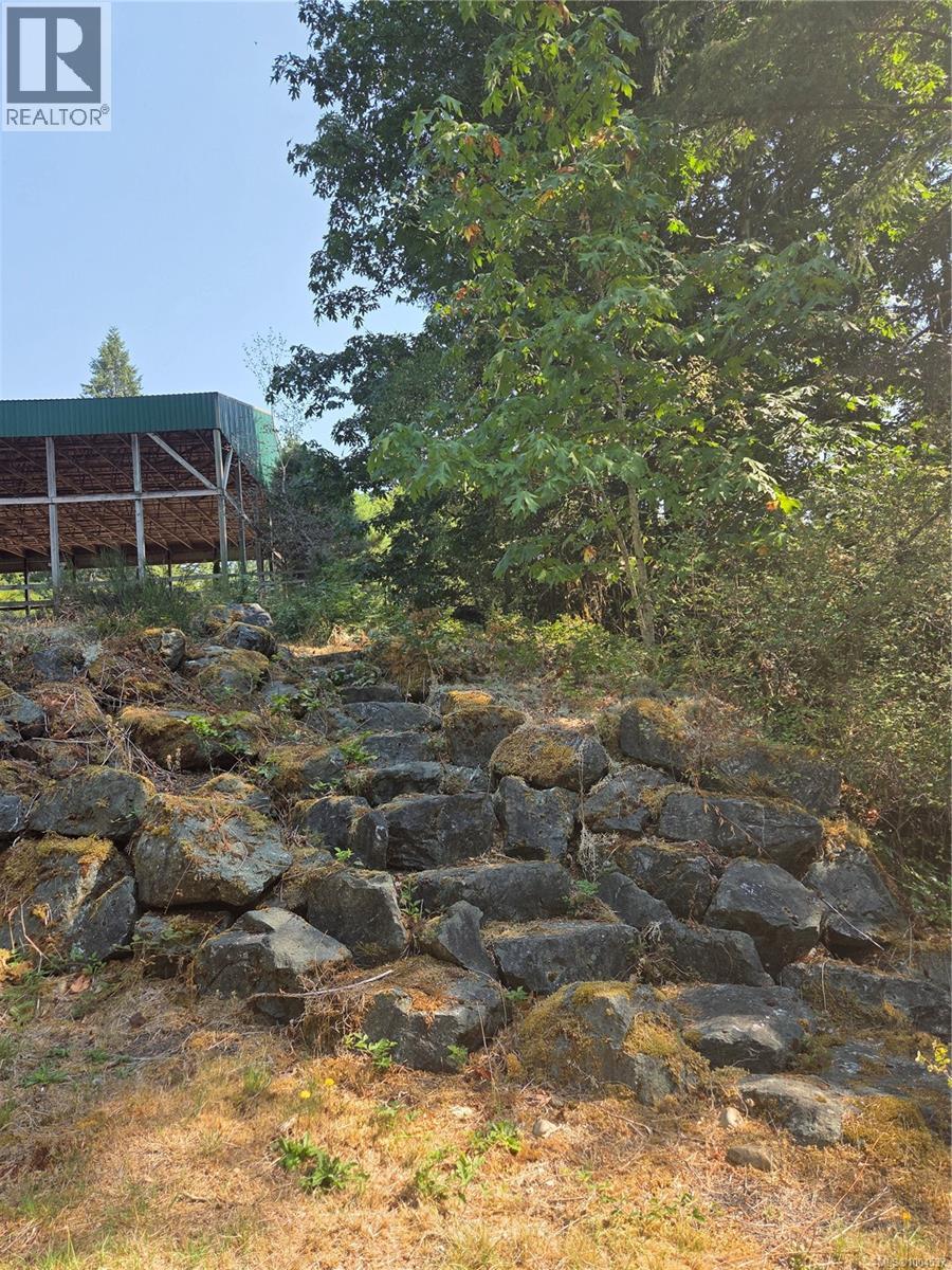 3744 Gibbins Rd - 80