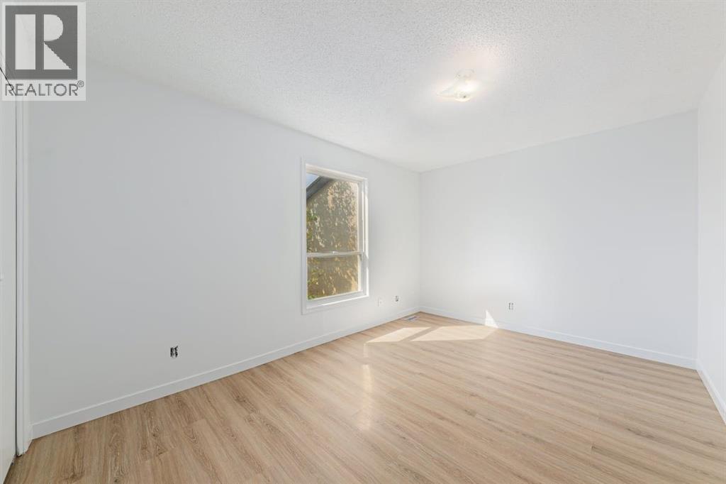 Single Family House for Sale in  Penworth Close SE Penbrooke Meadows Calgary 