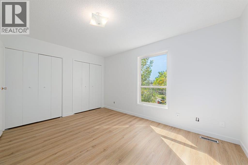 Single Family House for Sale in  Penworth Close SE Penbrooke Meadows Calgary 