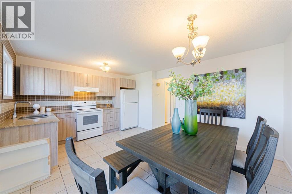 Single Family House for Sale in  Penworth Close SE Penbrooke Meadows Calgary 