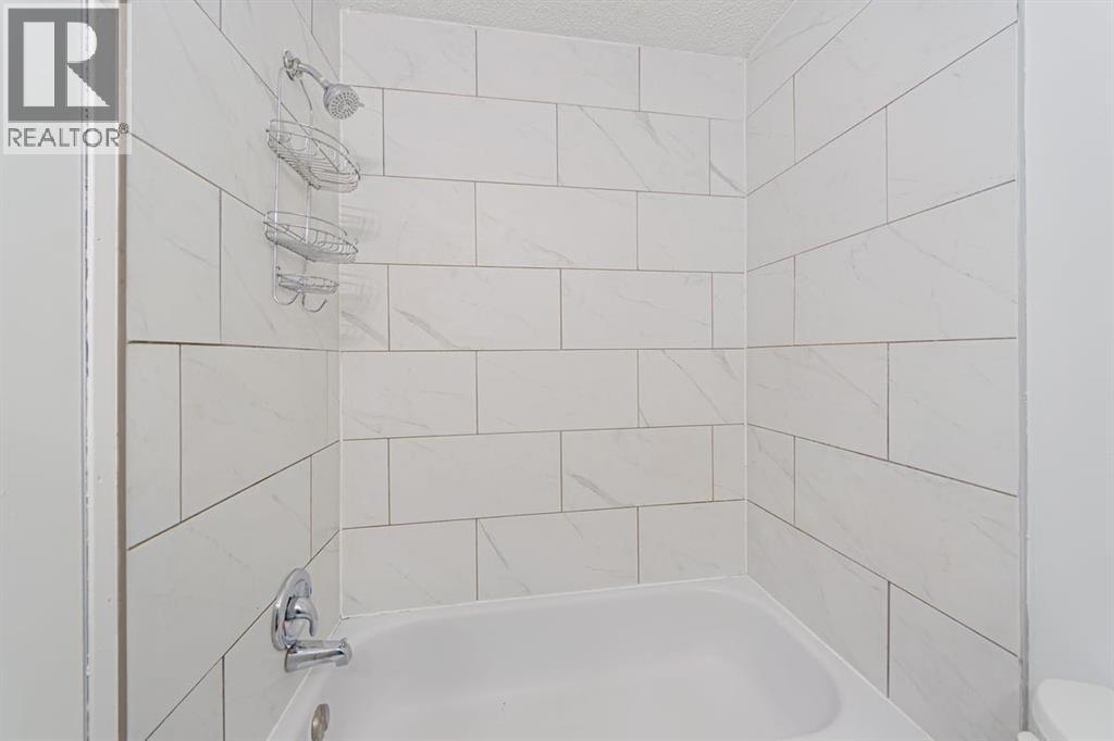Single Family House for Sale in  Penworth Close SE Penbrooke Meadows Calgary 