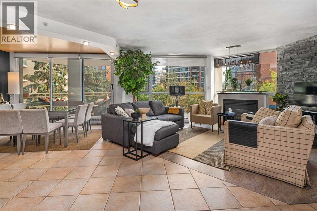 Single Family House for Sale in    Avenue SW Eau Claire Calgary 
