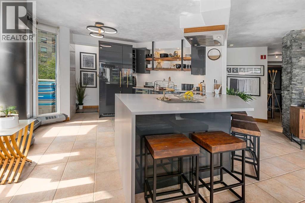 Single Family House for Sale in    Avenue SW Eau Claire Calgary 