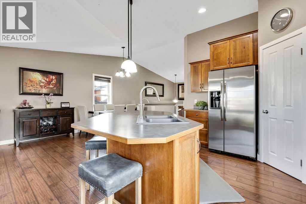 Single Family House Bi-level for Sale in  Covecreek Place NE Coventry Hills Calgary 