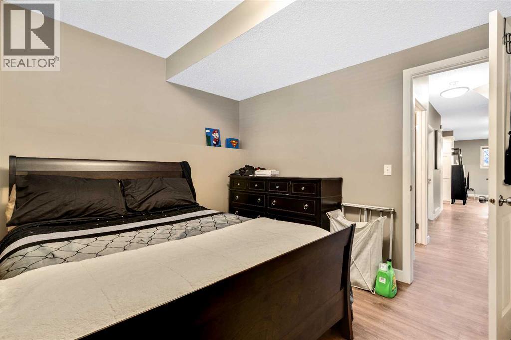 Single Family House Bi-level for Sale in  Covecreek Place NE Coventry Hills Calgary 