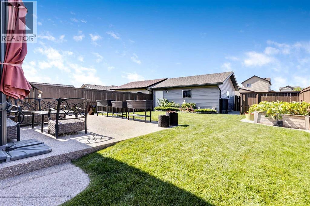 Single Family House Bi-level for Sale in  Covecreek Place NE Coventry Hills Calgary 