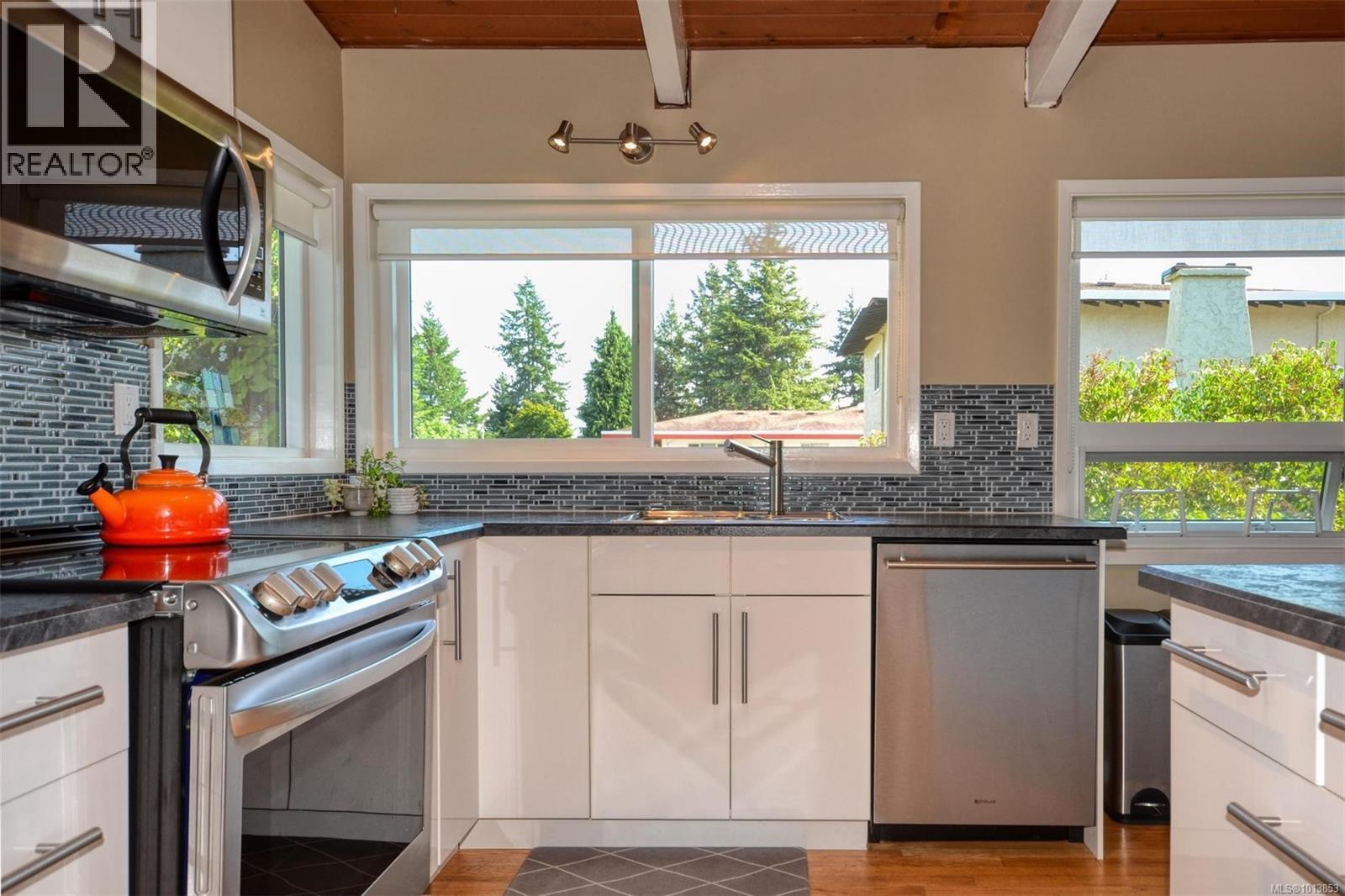  2240 Greenlands Road, Saanich