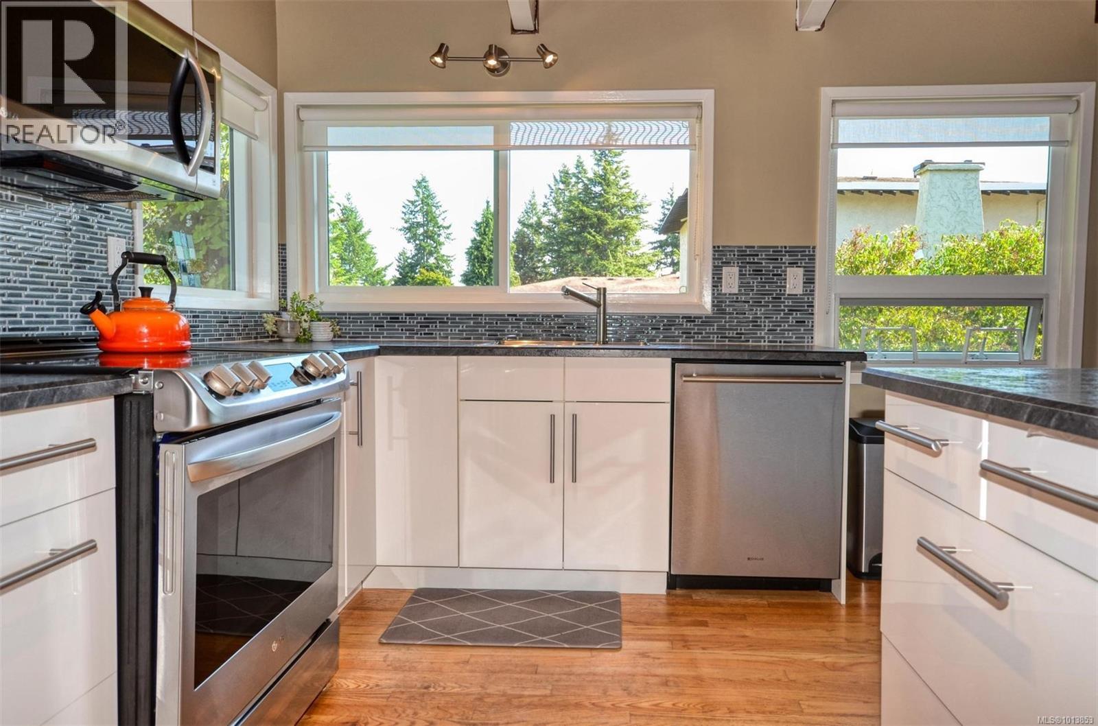  2240 Greenlands Road, Saanich