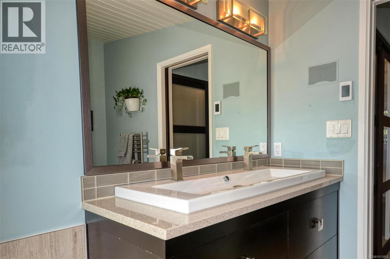  2240 Greenlands Road, Saanich