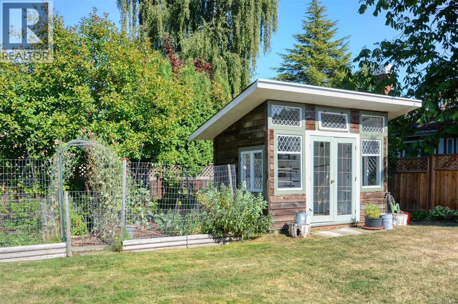  2240 Greenlands Road, Saanich
