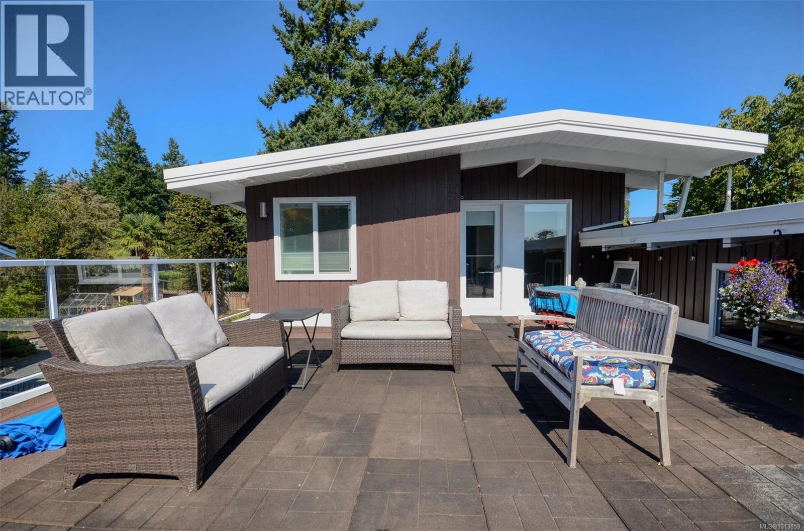  2240 Greenlands Road, Saanich