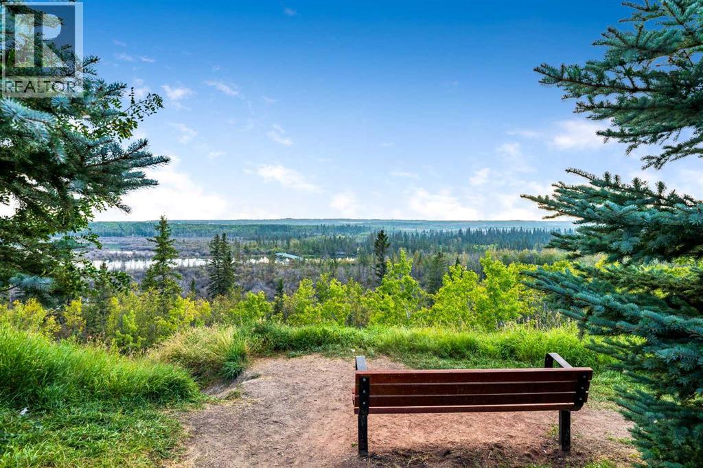 Single Family House for Sale in    Avenue SW Lakeview Calgary 