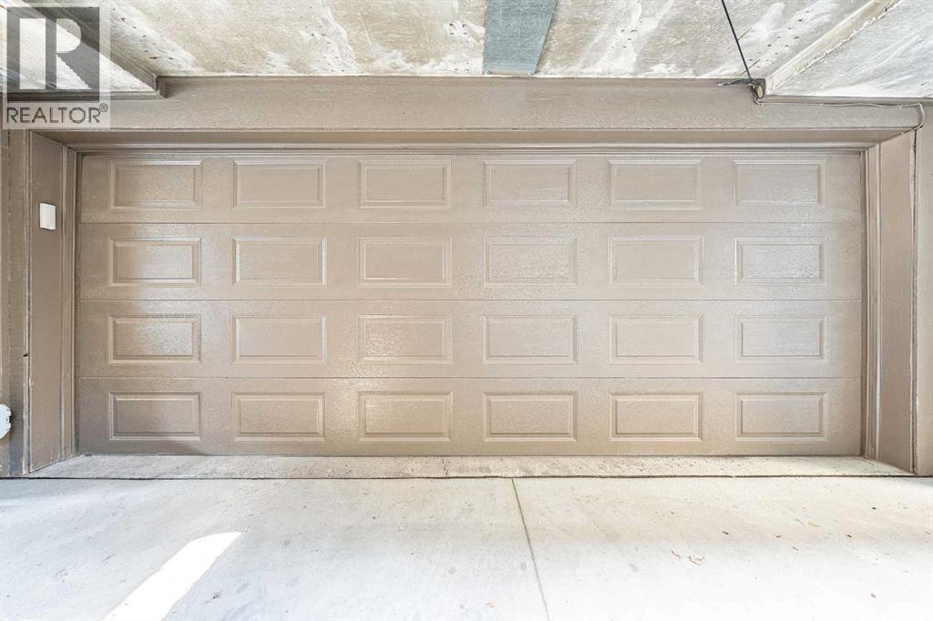 Single Family House for Sale in    Avenue SW Lakeview Calgary 