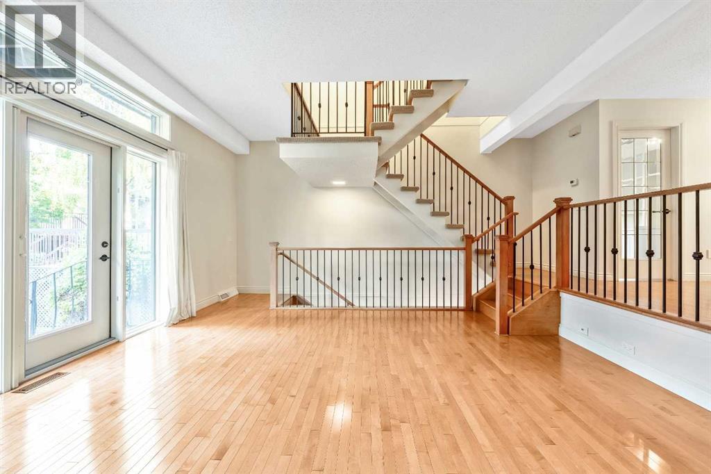 Single Family House for Sale in    Avenue SW Lakeview Calgary 
