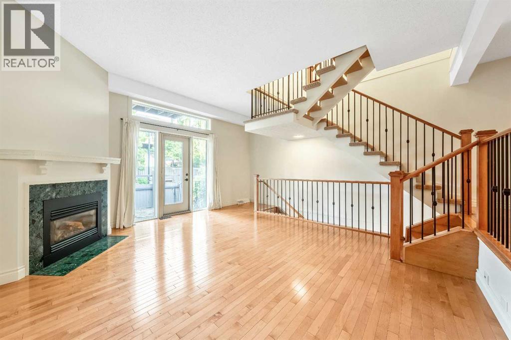 Single Family House for Sale in    Avenue SW Lakeview Calgary 