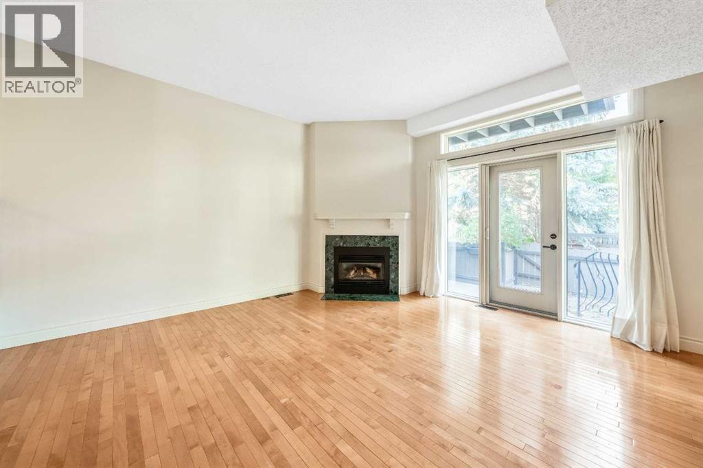 Single Family House for Sale in    Avenue SW Lakeview Calgary 
