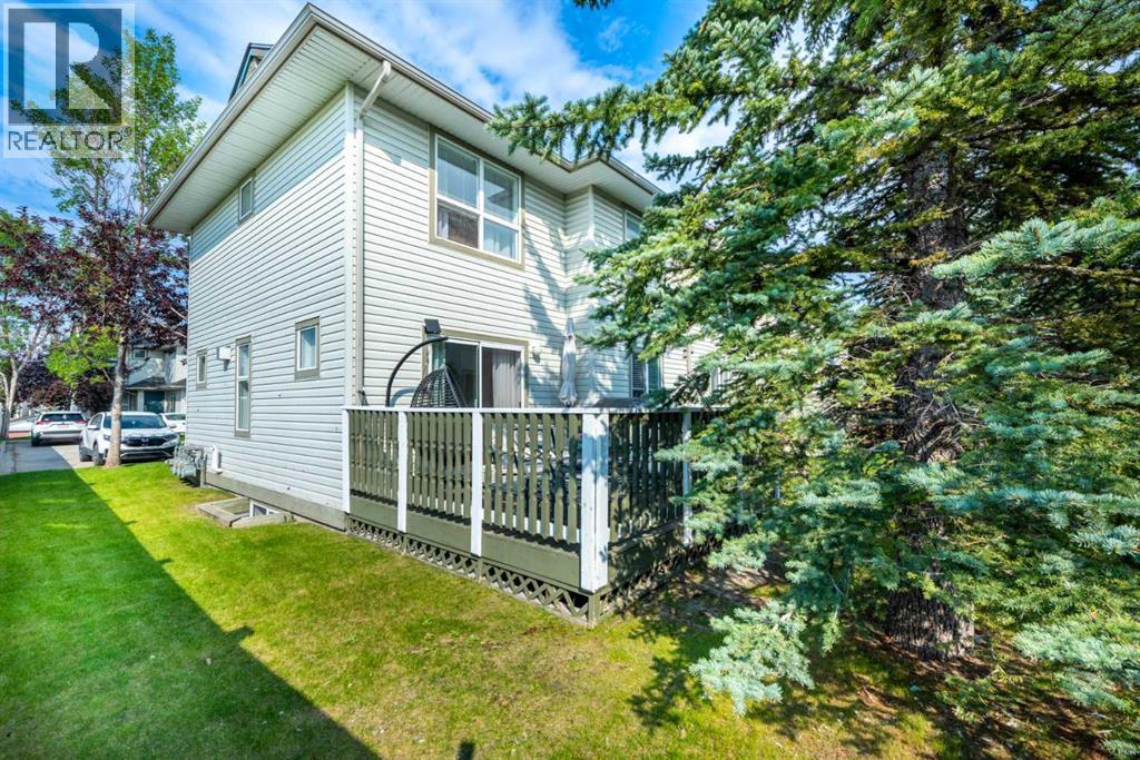 Single Family House for Sale in  Harvest Gold Place NE Harvest Hills Calgary 