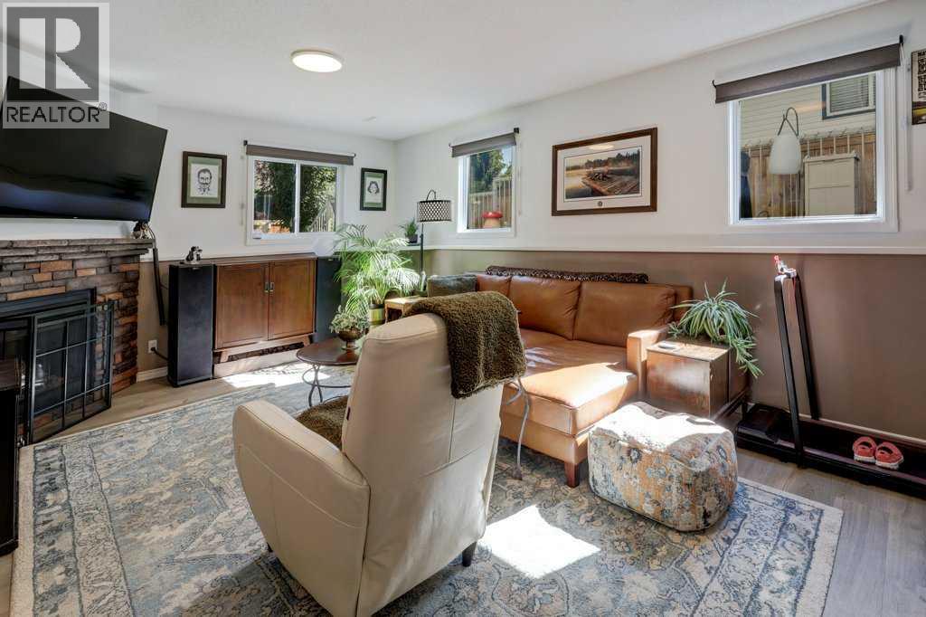 Single Family House 4 Level for Sale in  Citadel Hills Circle NW Citadel Calgary 