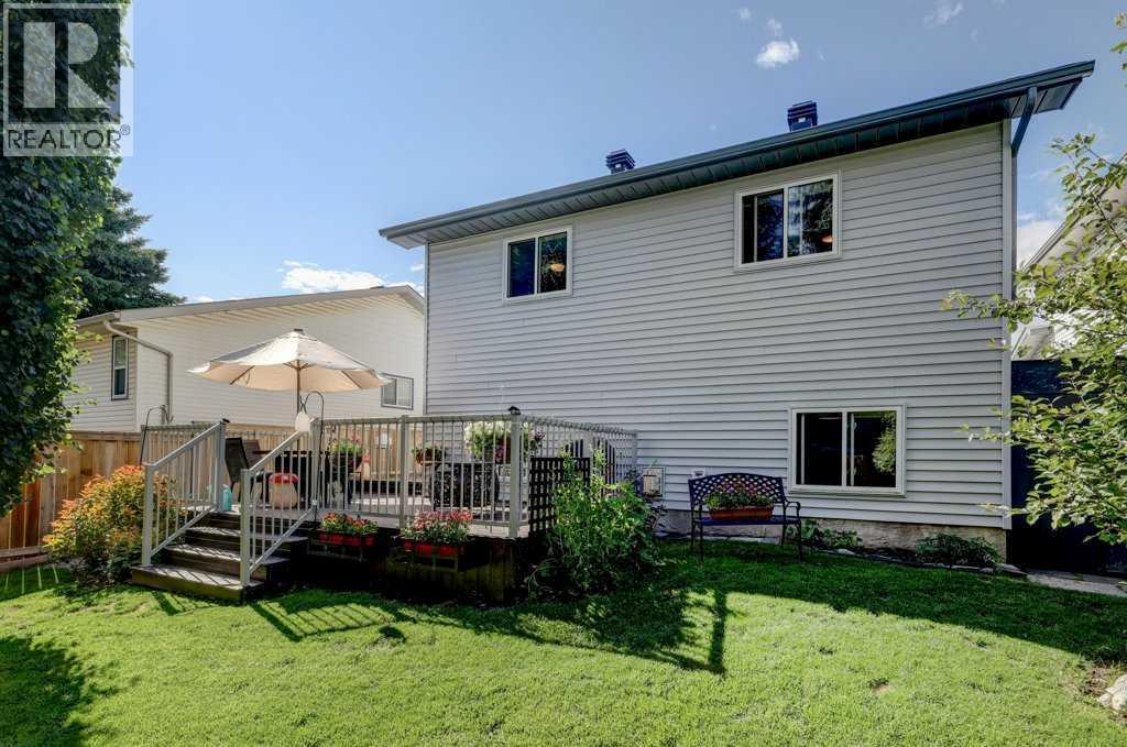 Single Family House 4 Level for Sale in  Citadel Hills Circle NW Citadel Calgary 